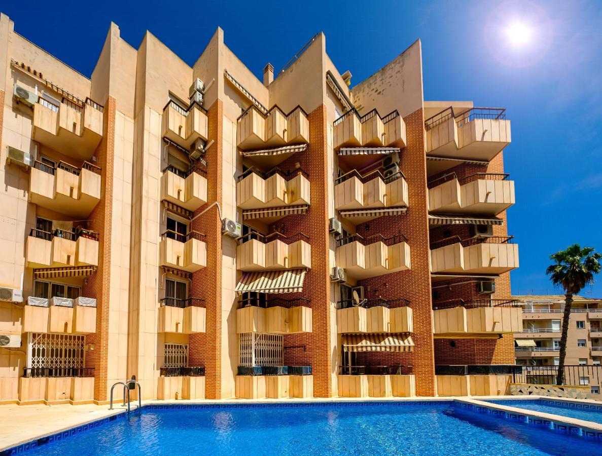 Holiday Royal Suite Concordia Torrevieja Dış mekan fotoğraf